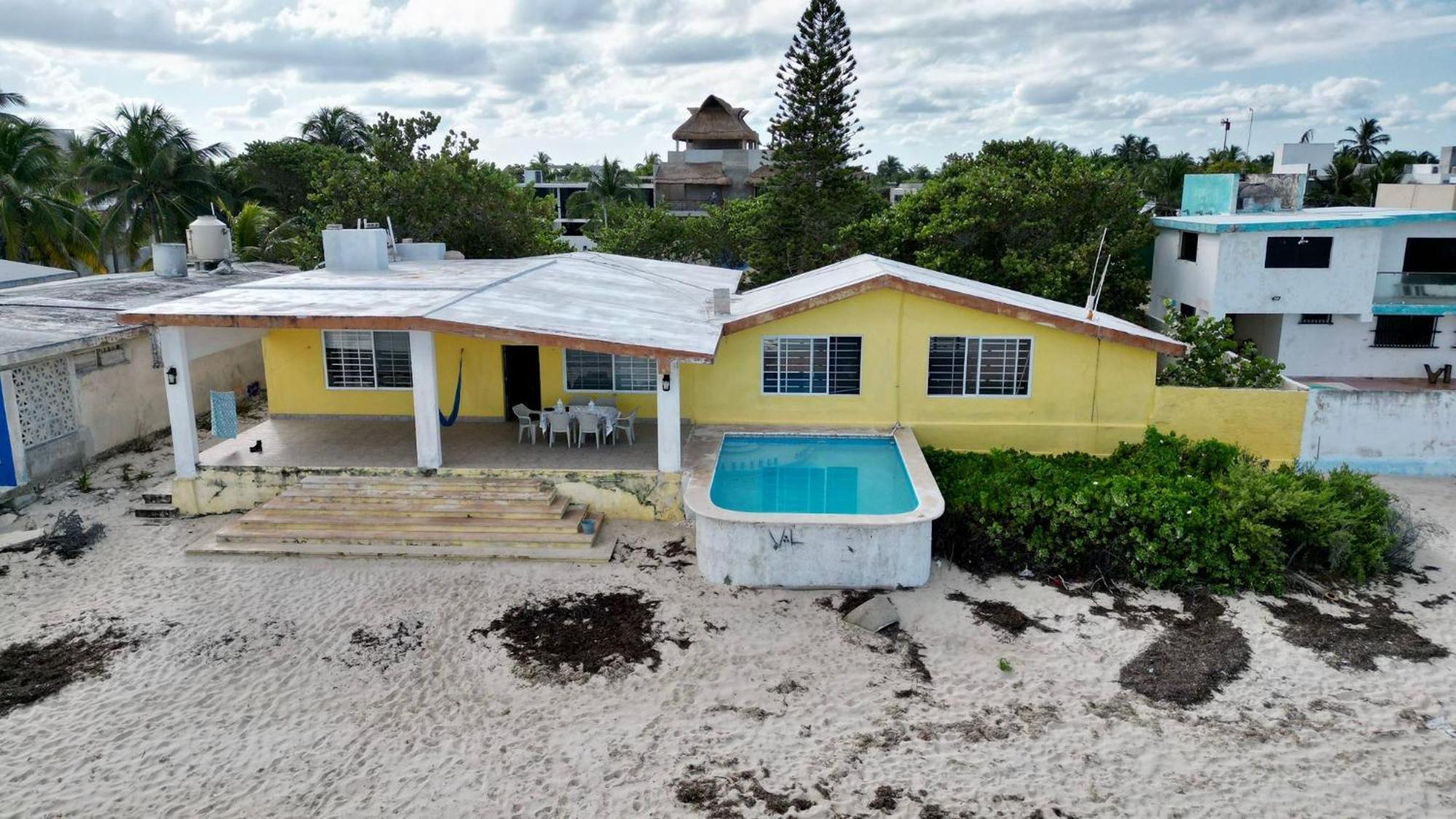 La Casa Amarilla Frente Al Mar Villa Челем Екстериор снимка